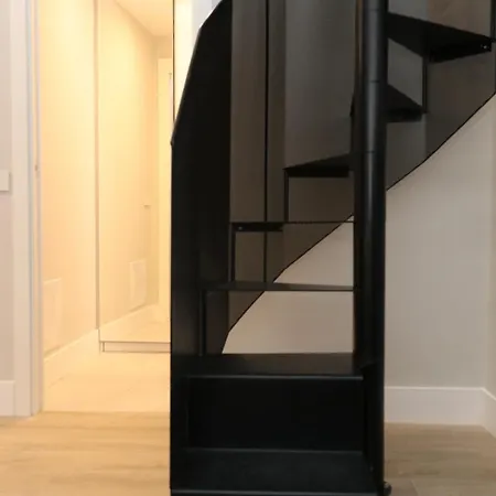 Luxurious Big Town House - Large Terrace - Historical Centre - High Quality - Fully Equipped - Renovated 아파트 올비아