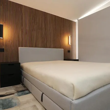 Apartment Luxurious Big Townhouse - Large Terrace - Historical Centre - Highest Quality - Fully Equipped - Renovated *