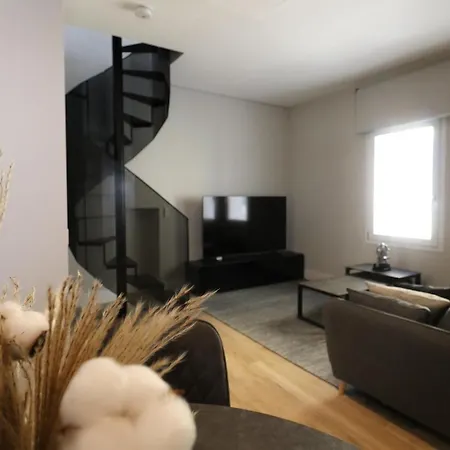 Terme House Renovated 2br Townhouse With Terrace, Historic Centre Апартаменти Ольбія