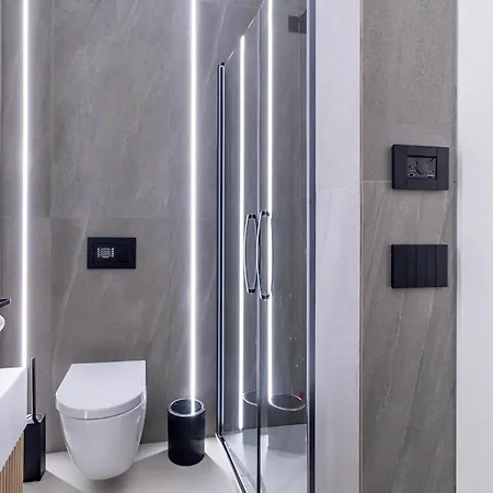 Terme House Renovated 2br Townhouse With Terrace, Historic Centre Апартаменти Ольбія