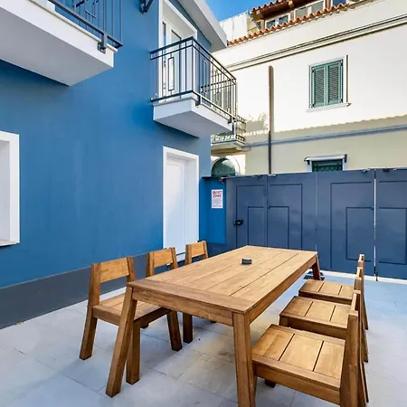 Luxurious Big Town House - Large Terrace - Historical Centre - High Quality - Fully Equipped - Renovated * 奧爾比亞