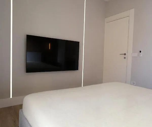 Luxurious Big Town House - Large Terrace - Historical Centre - High Quality - Fully Equipped - Renovated Apartment