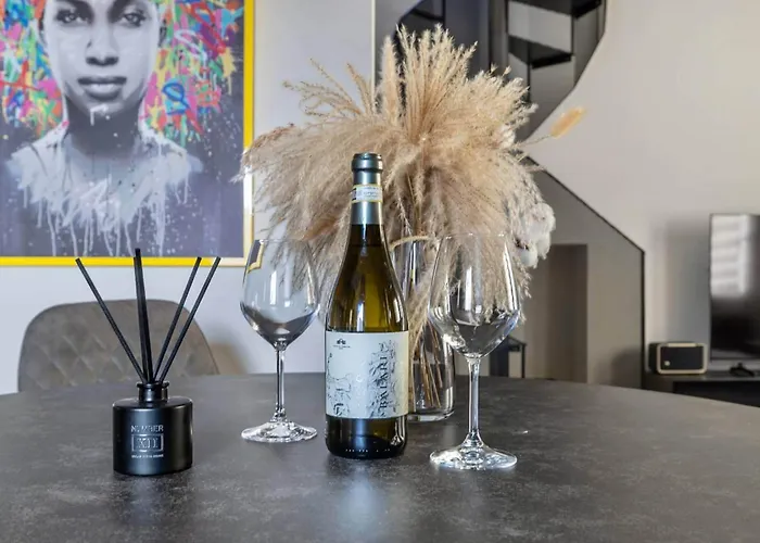 Luxurious Big Town House - Large Terrace - Historical Centre - High Quality - Fully Equipped - Renovated *